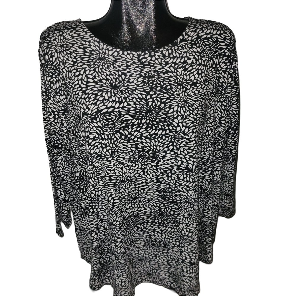 Philosophy Woman Black and White Abstract Floral Office Every Day Wear Top 3X